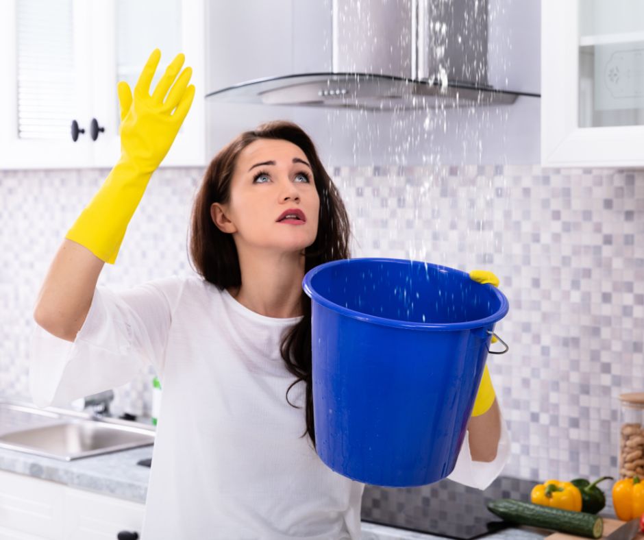 Wasserschaden in der Küche - Notfall Installateur